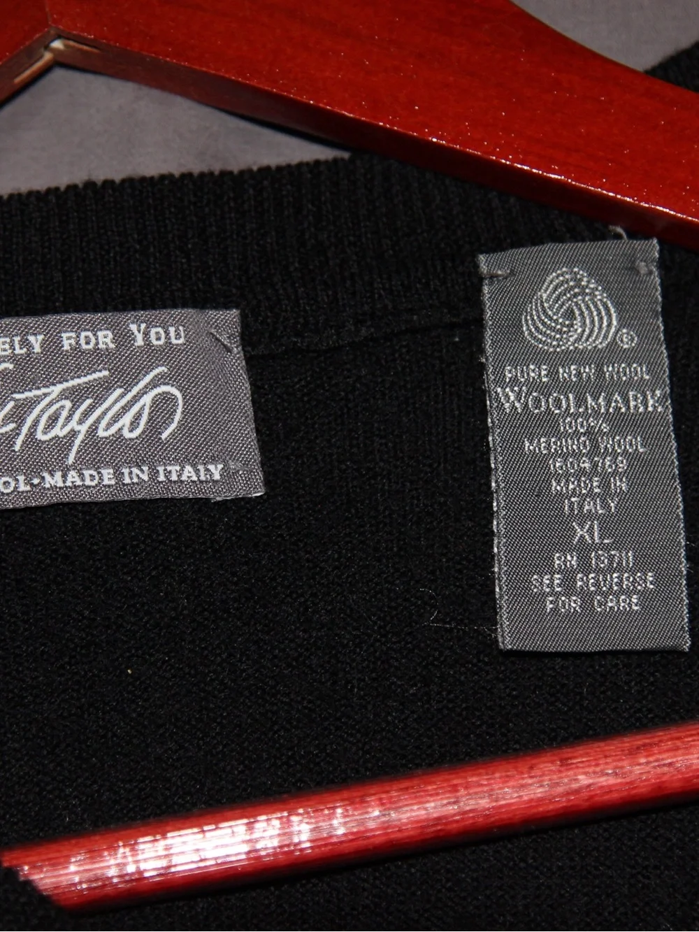 Lord & Taylor Men’s 100% Merino Wool Sweater - Made in Italy - Size XL